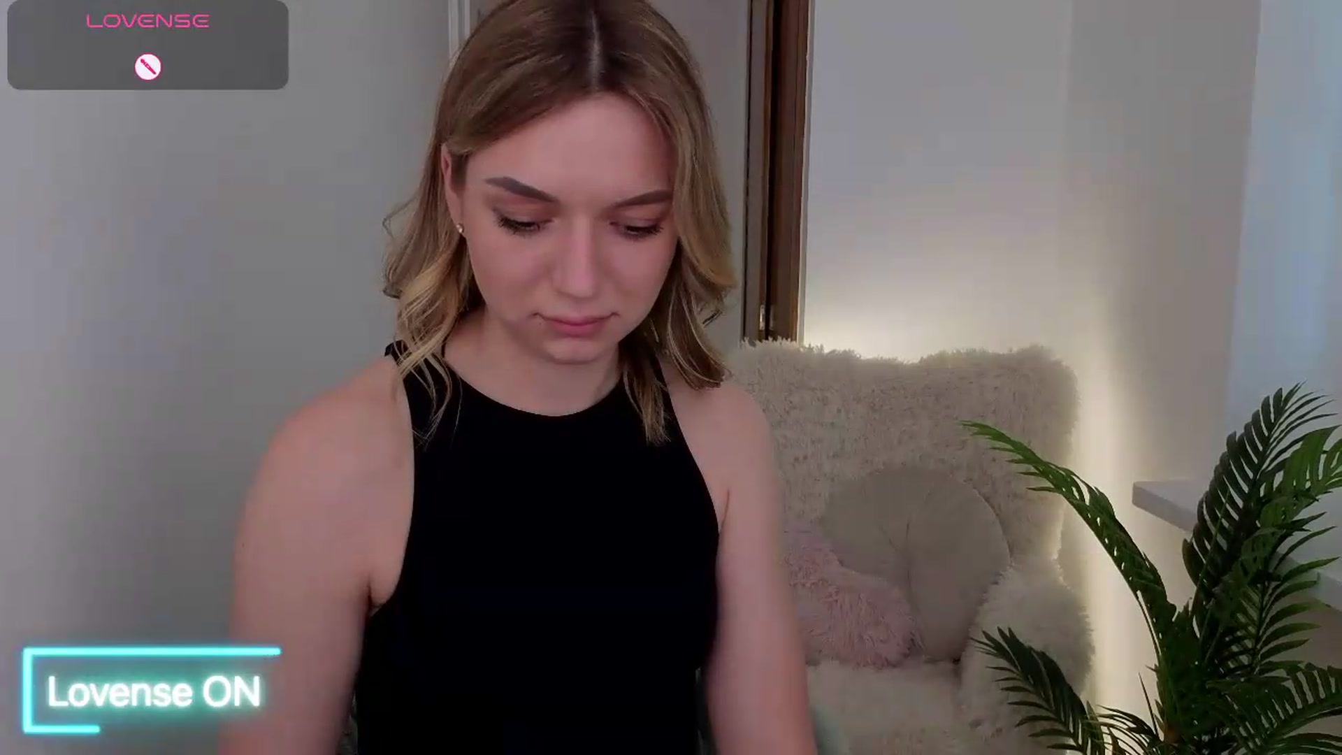 AshleyMimi video thumbnail