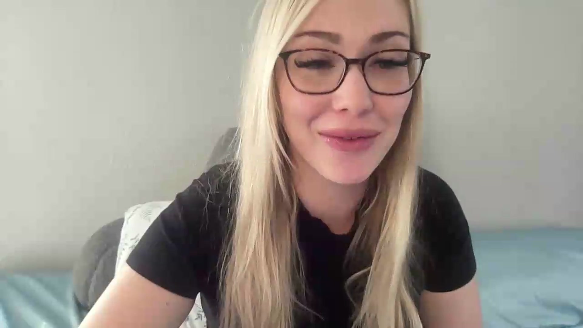 AshleyMarina video thumbnail