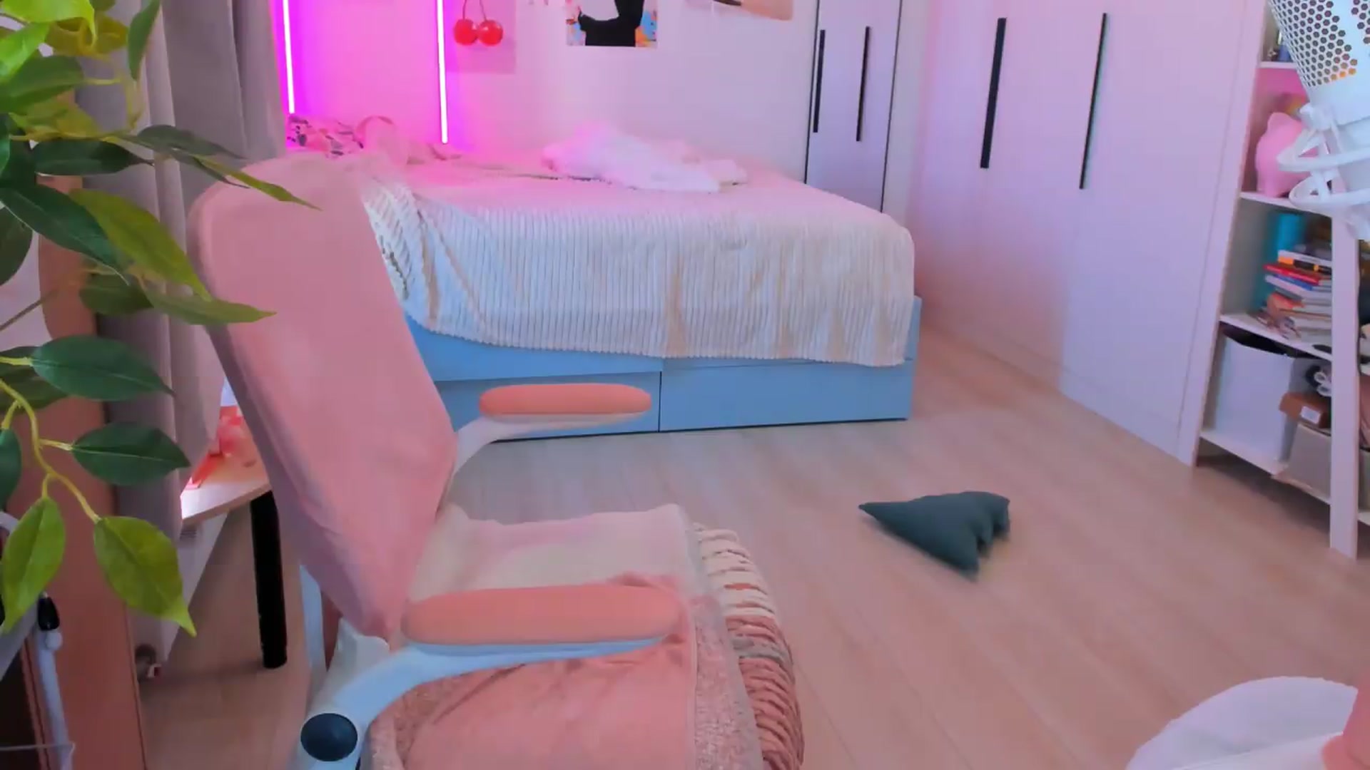 Alice_Chery video thumbnail
