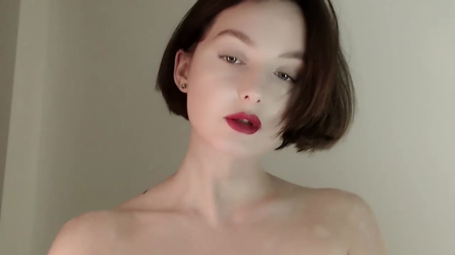 Red_Lips_Girl video thumbnail