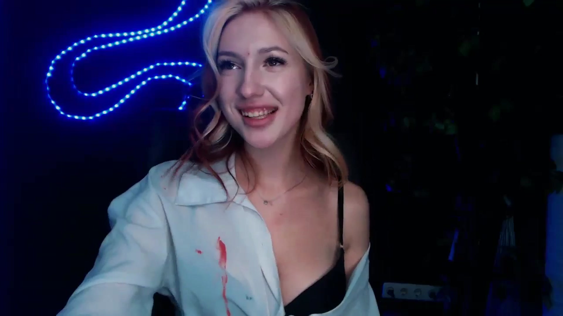LovelyGin video thumbnail