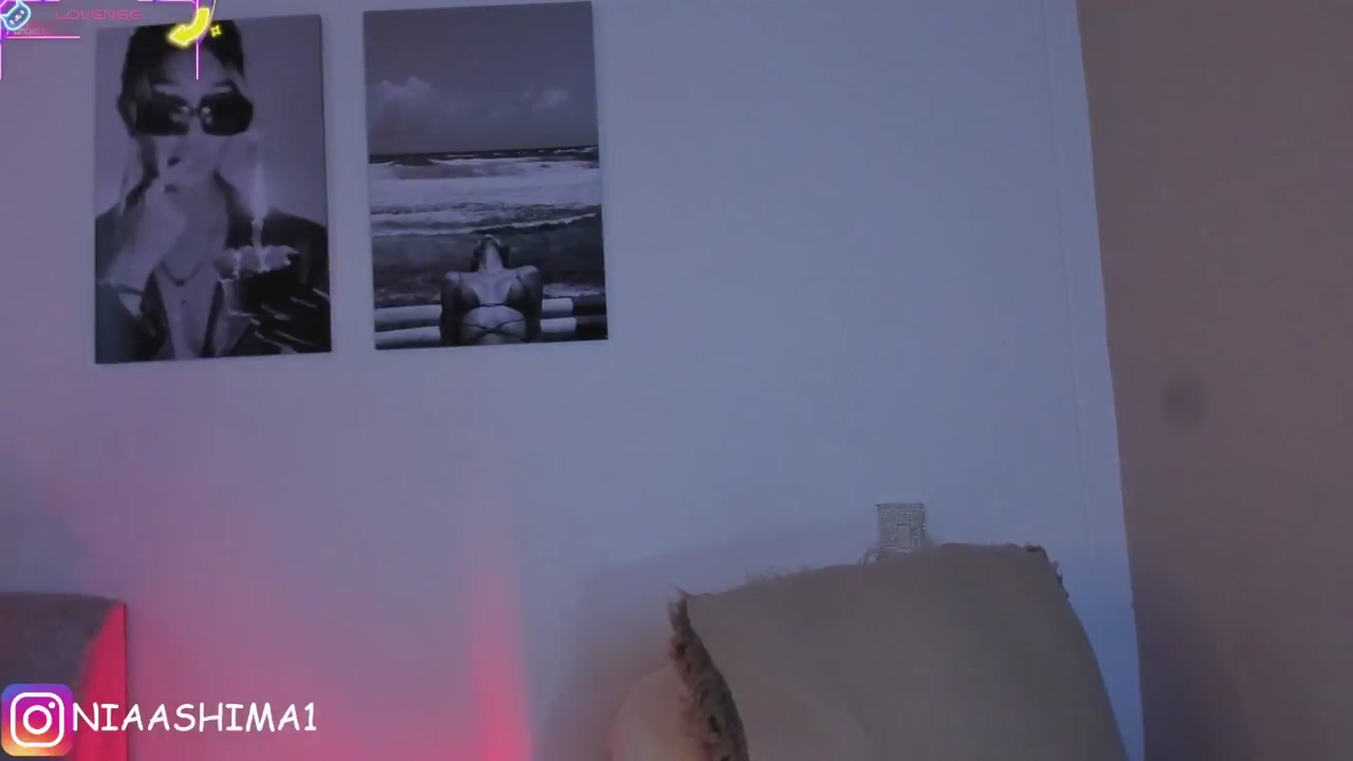 NiaVelvet video thumbnail