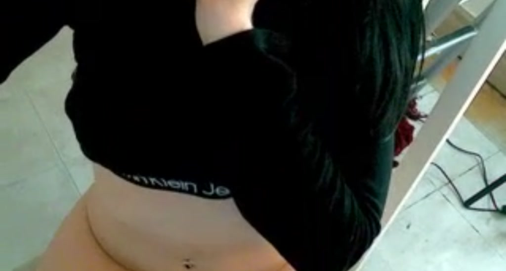 ElliBelle video thumbnail