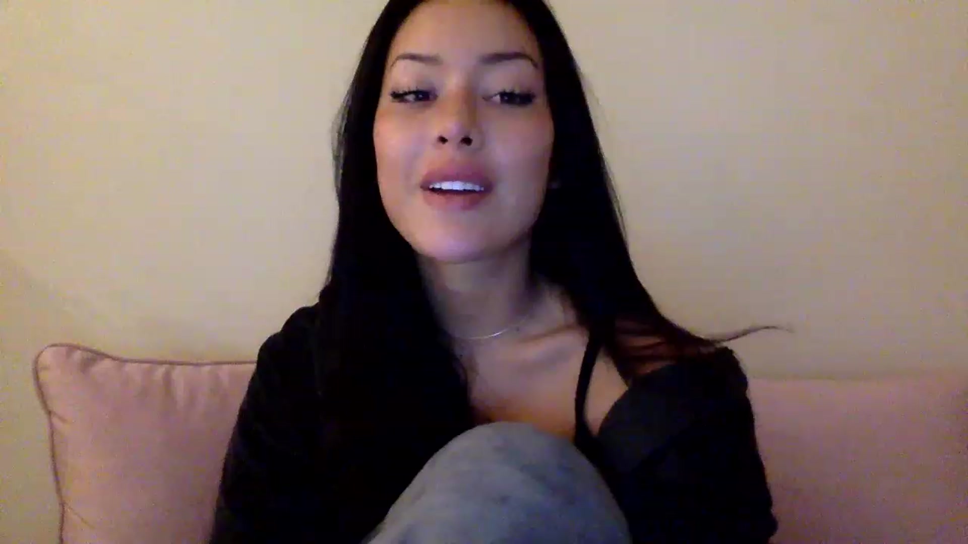 Miss_emiko video thumbnail