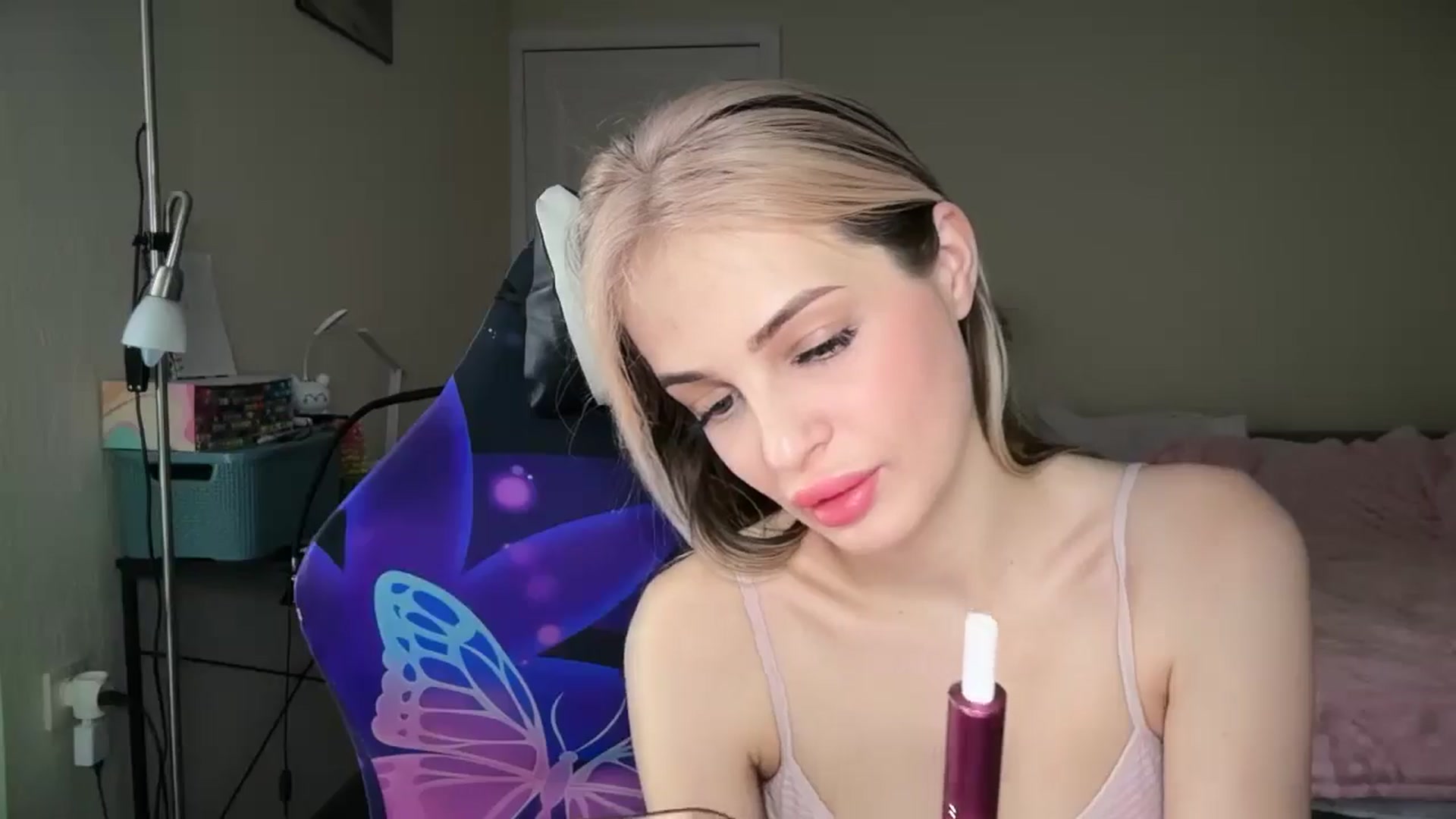 Lola_vi video thumbnail