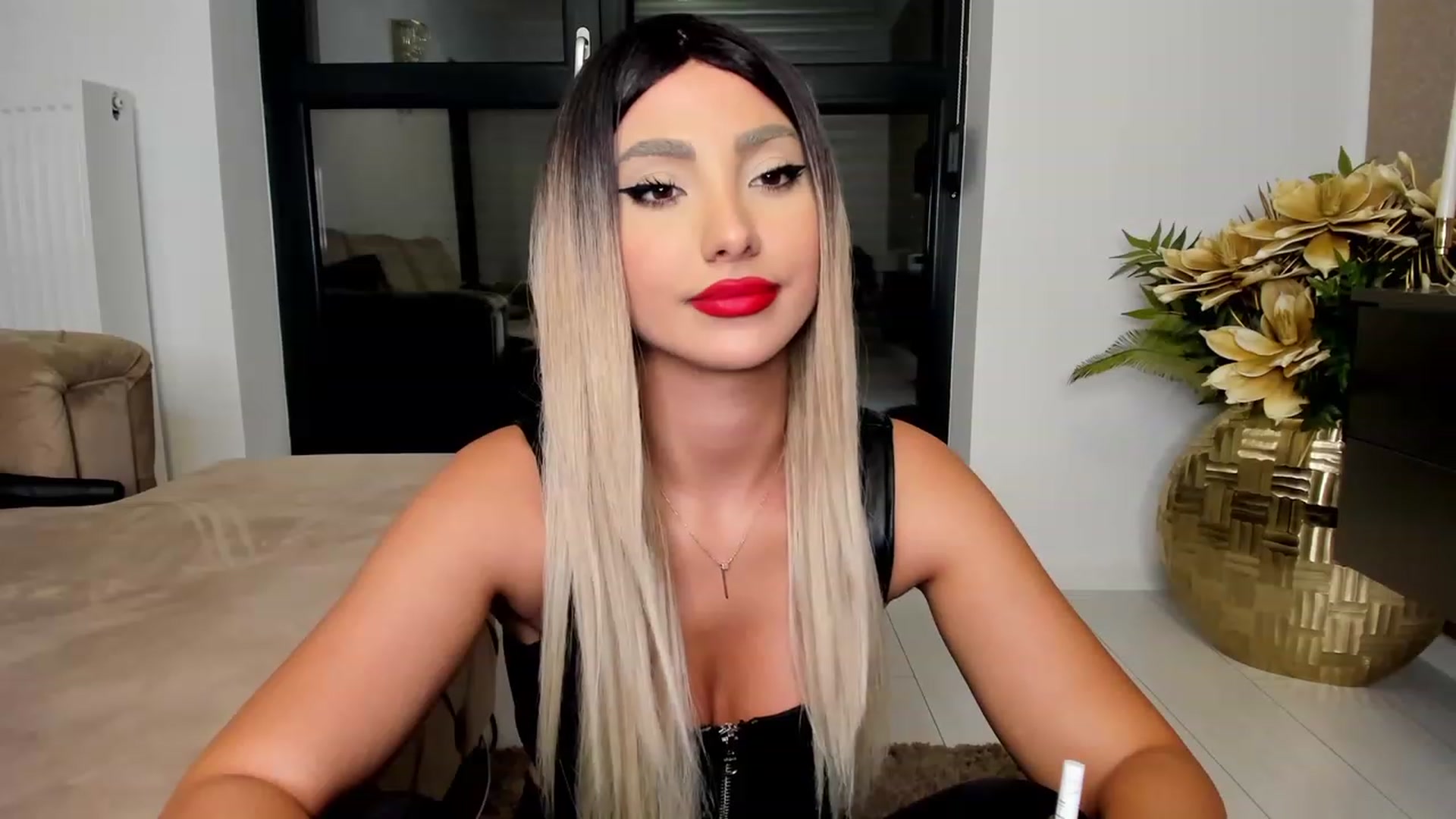 HONEY_A video thumbnail