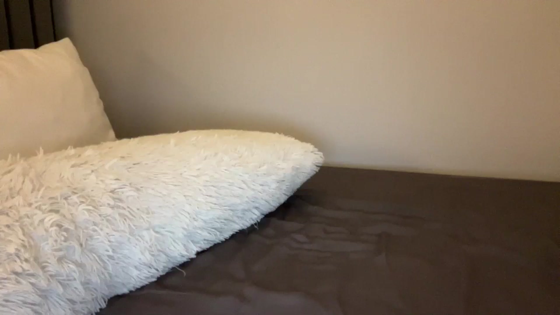 MsAkira video thumbnail