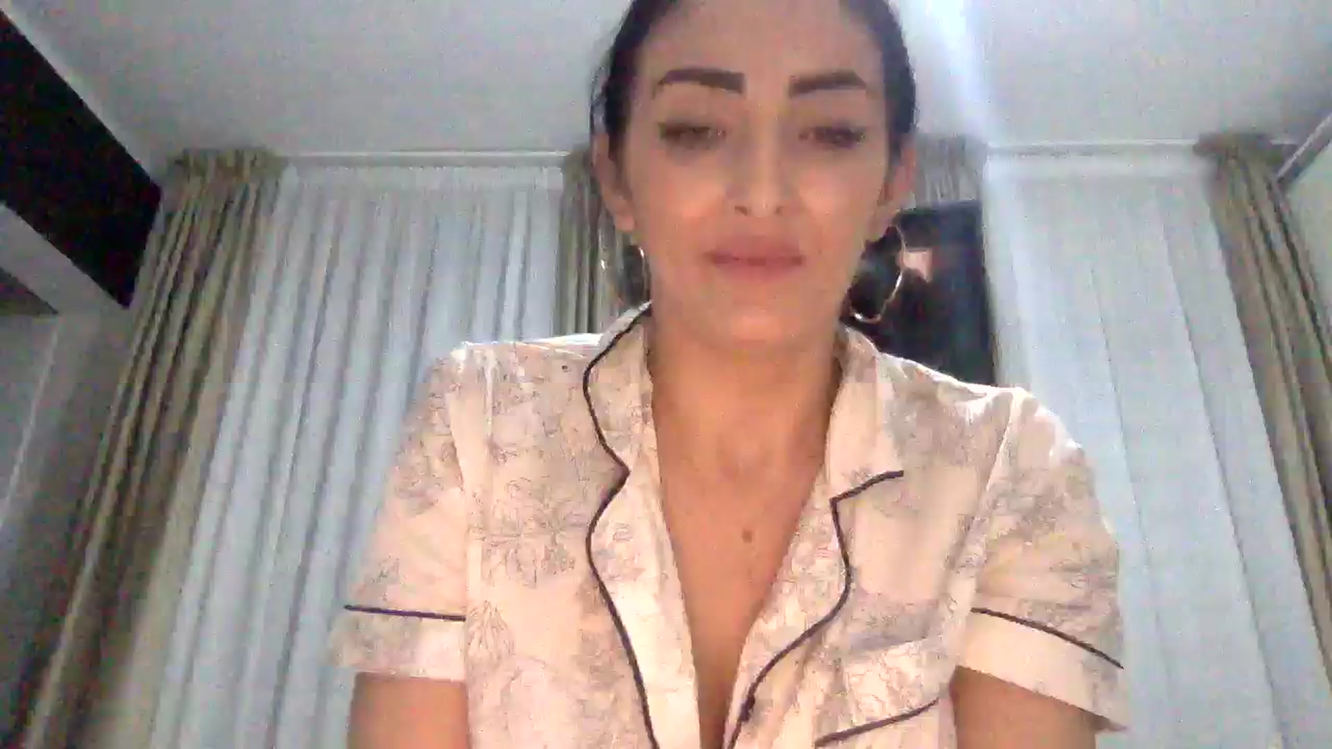 Julia0410 video thumbnail