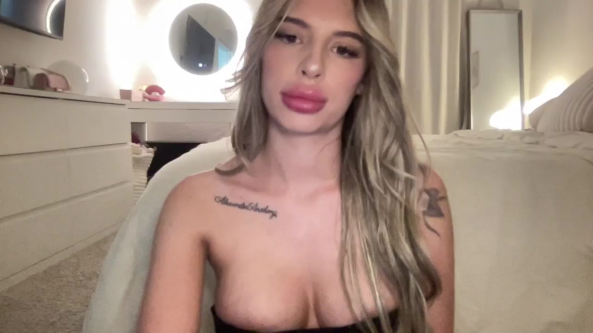 aryaaxo video thumbnail