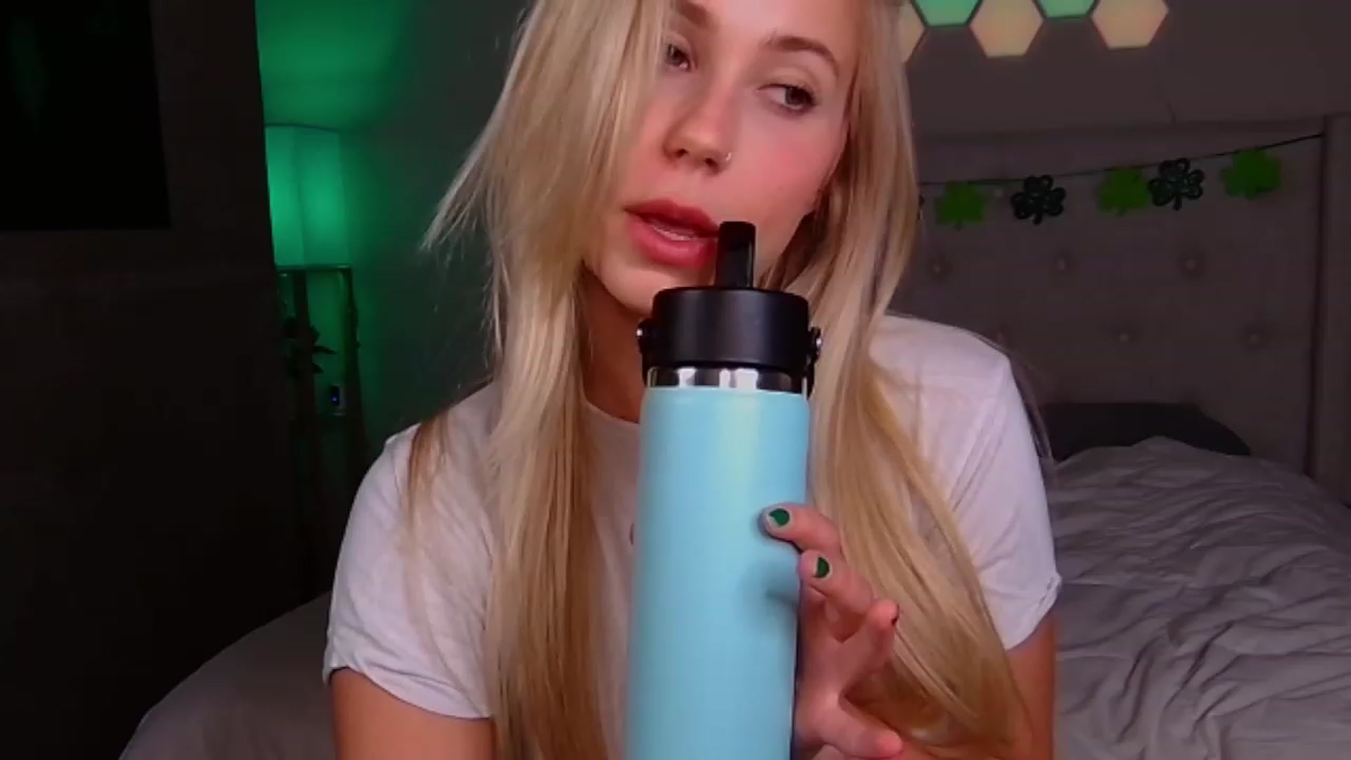 snowkittyyyy video thumbnail