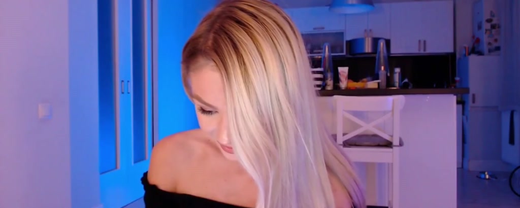 Yveline video thumbnail