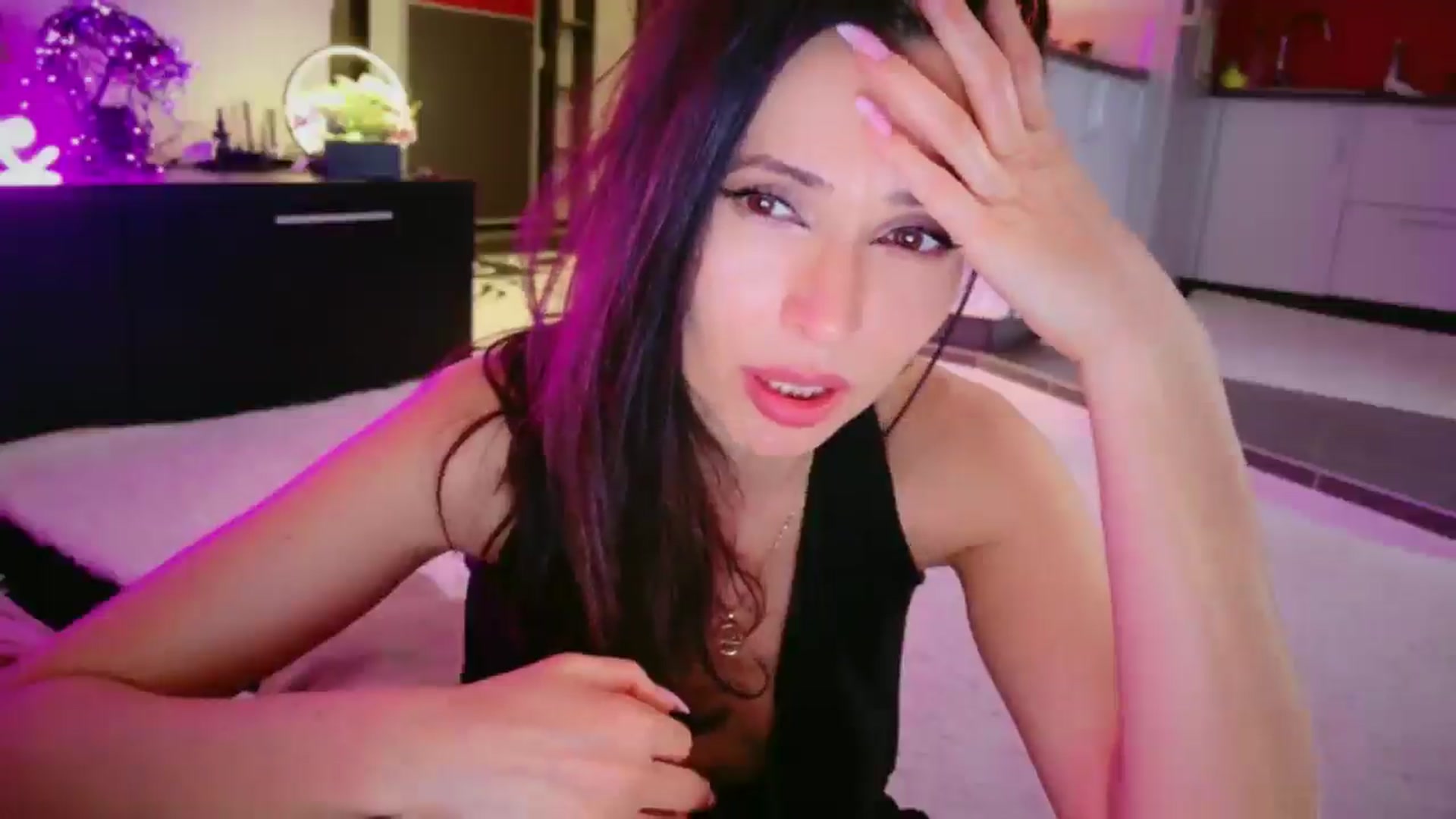 SmileyTinaa video thumbnail