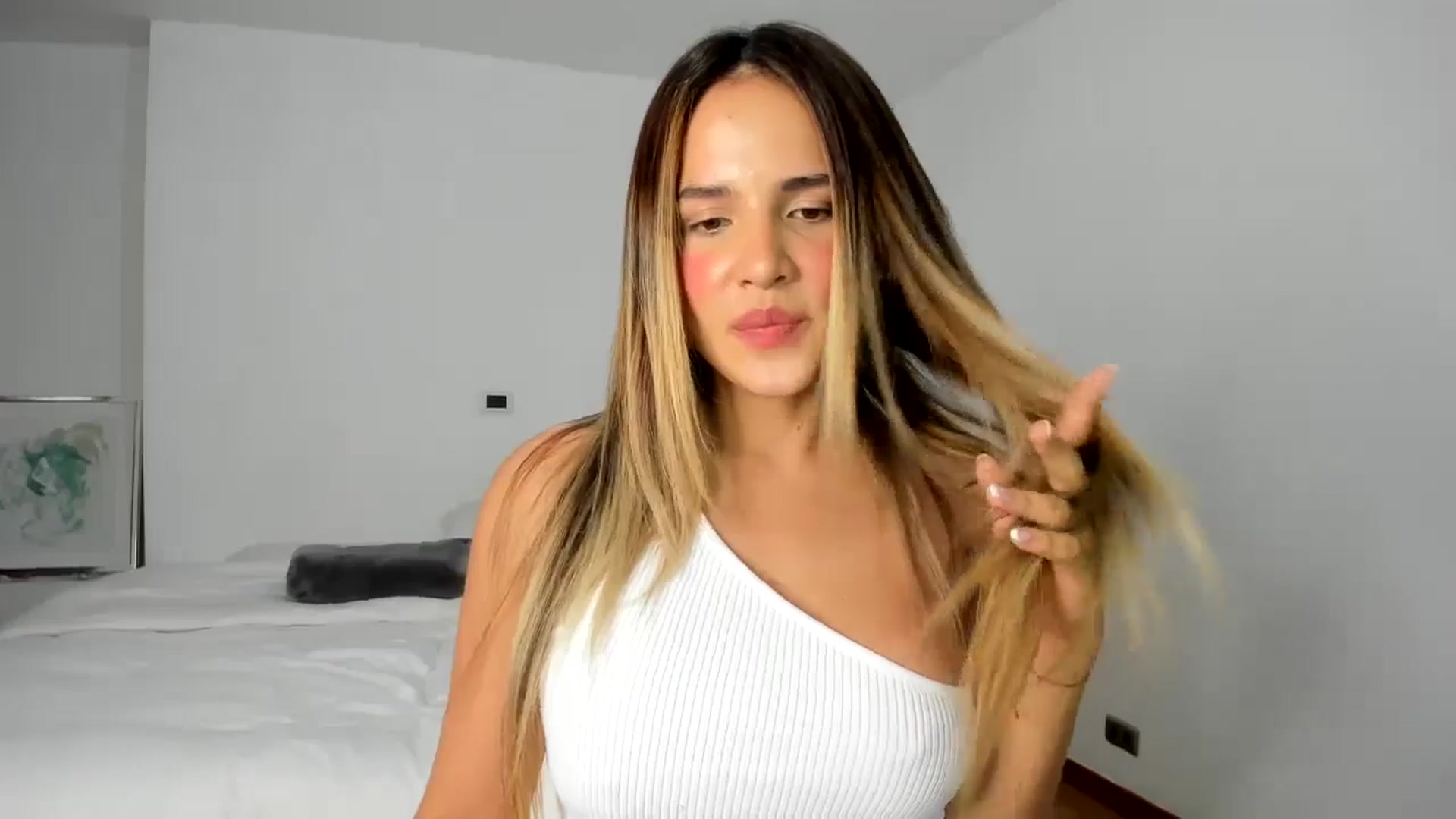 EMILIANA_CRUZ video thumbnail