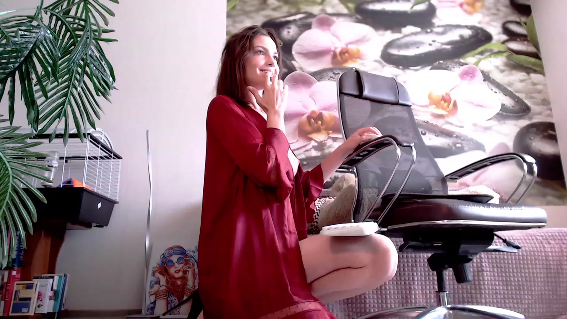 HoneyIAmHome video thumbnail
