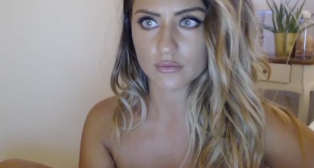 xGoldenLady video thumbnail