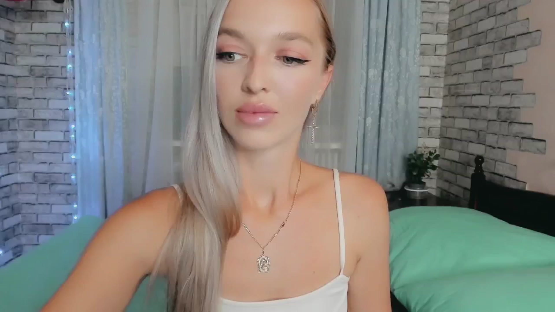 Ambri_Lili video thumbnail