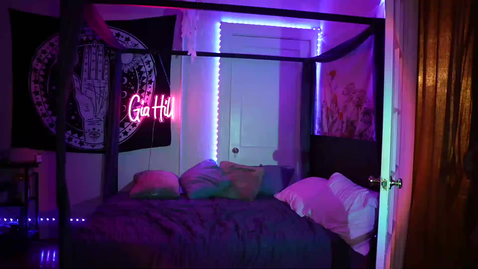 Gia_Hill video thumbnail
