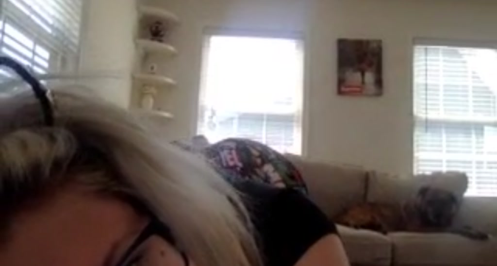 Ellielovexo video thumbnail