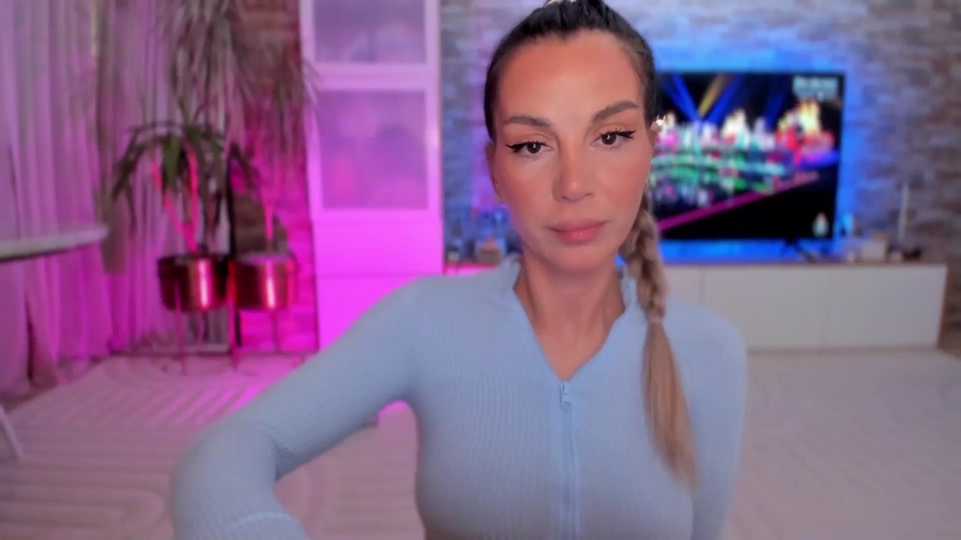 Alesia_ video thumbnail