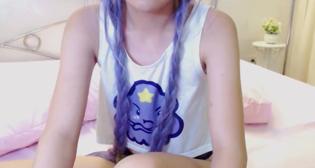 EmikoCoCo video thumbnail