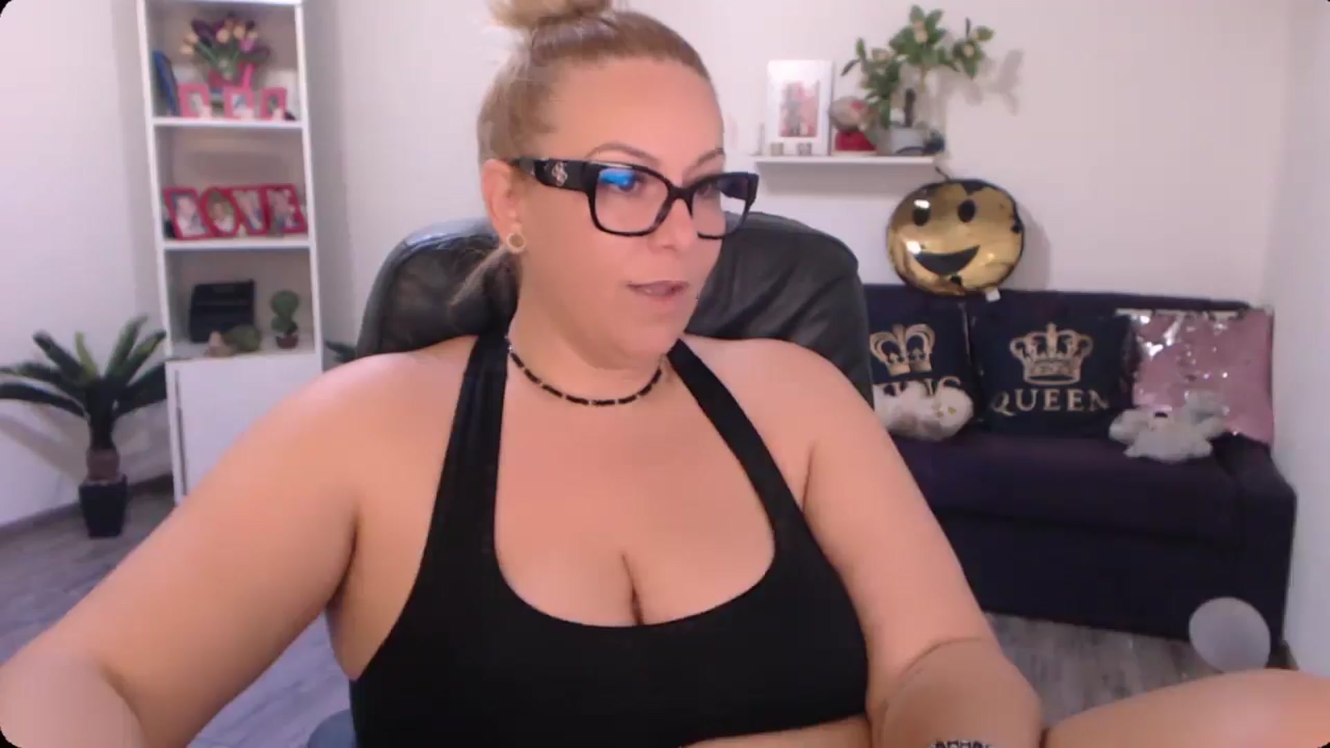 A_baby_Boo video thumbnail