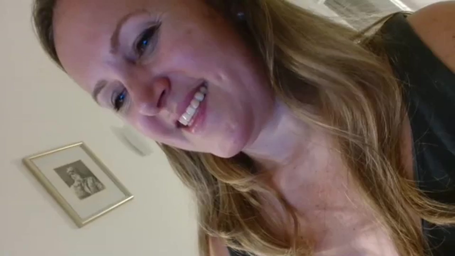 JustLily video thumbnail