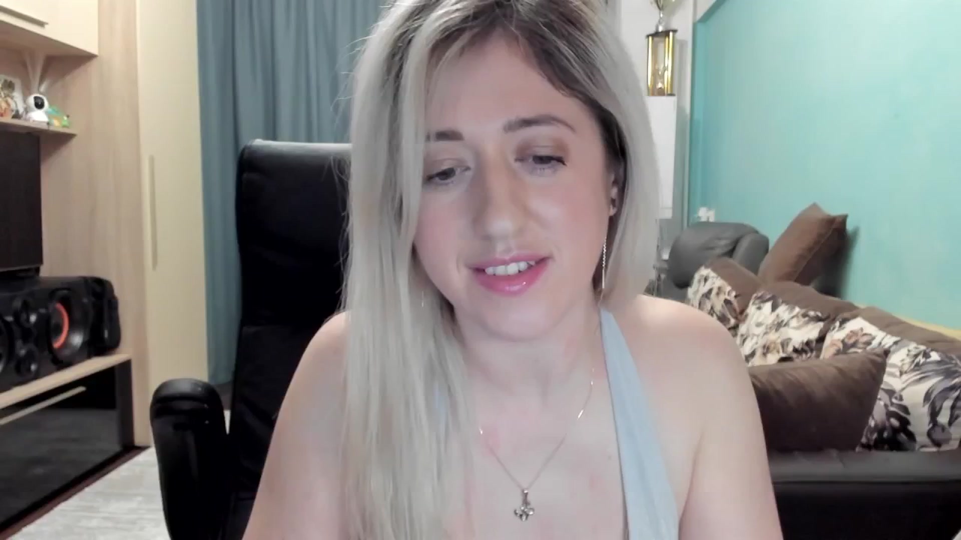SweetDelia_ video thumbnail