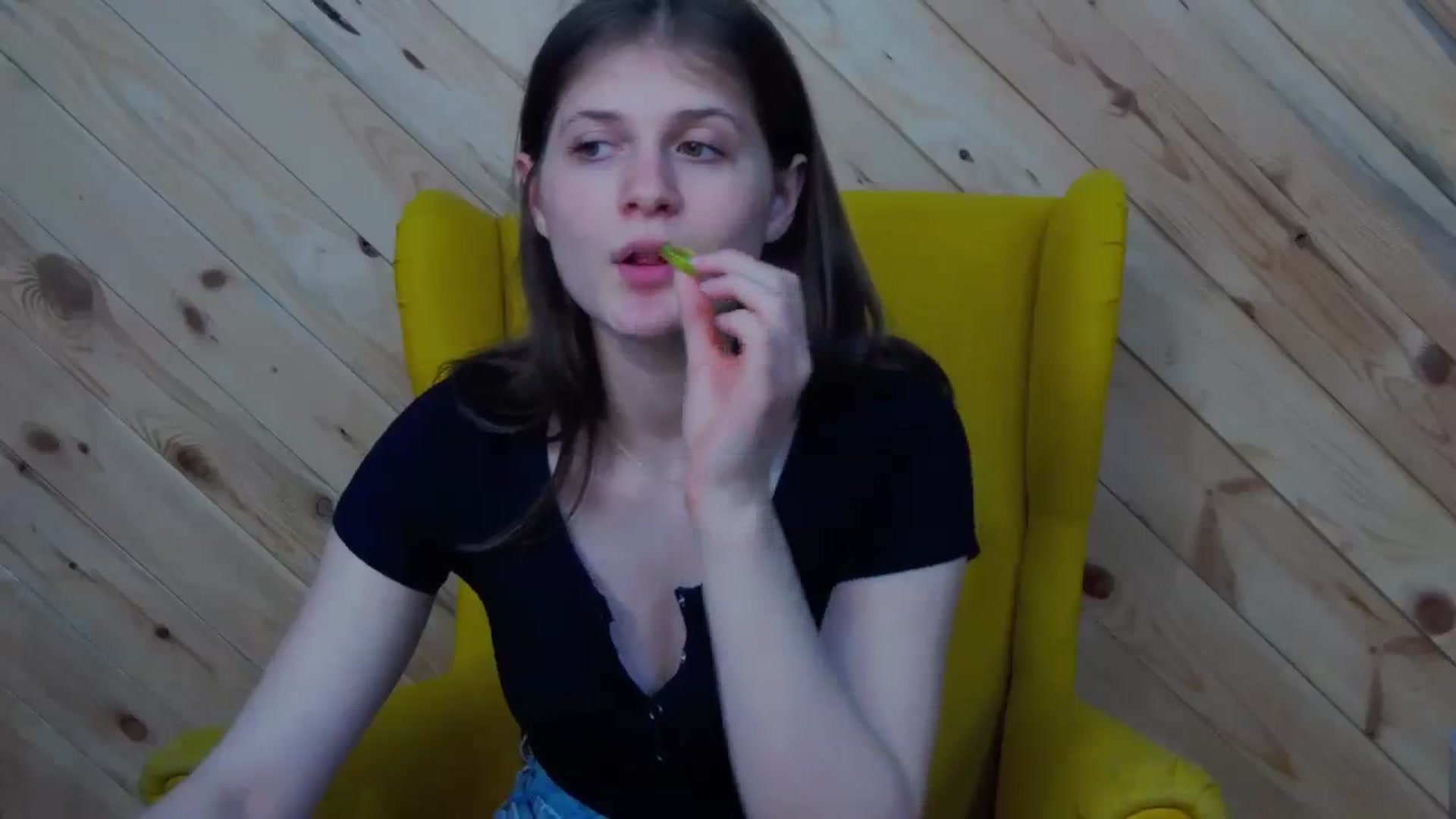 LeslieKat video thumbnail