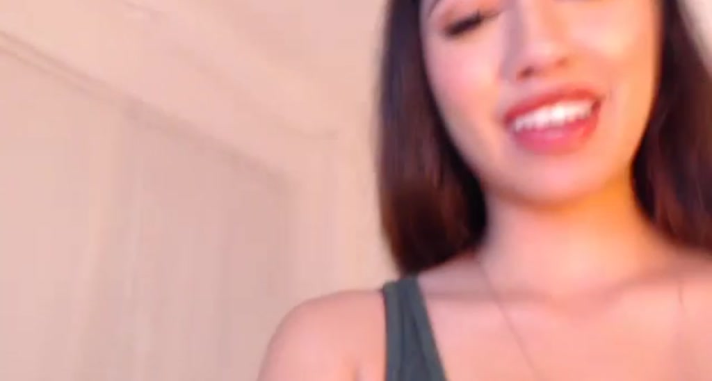 RobinMae video thumbnail