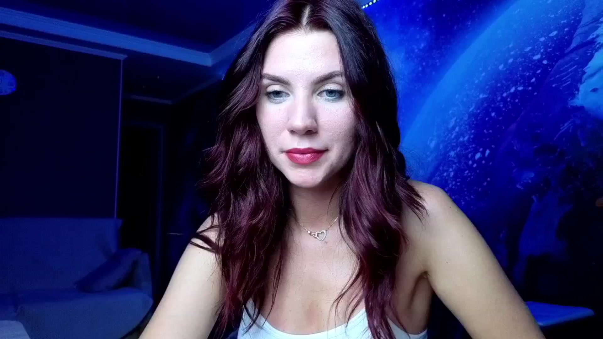 MiaLuxe video thumbnail