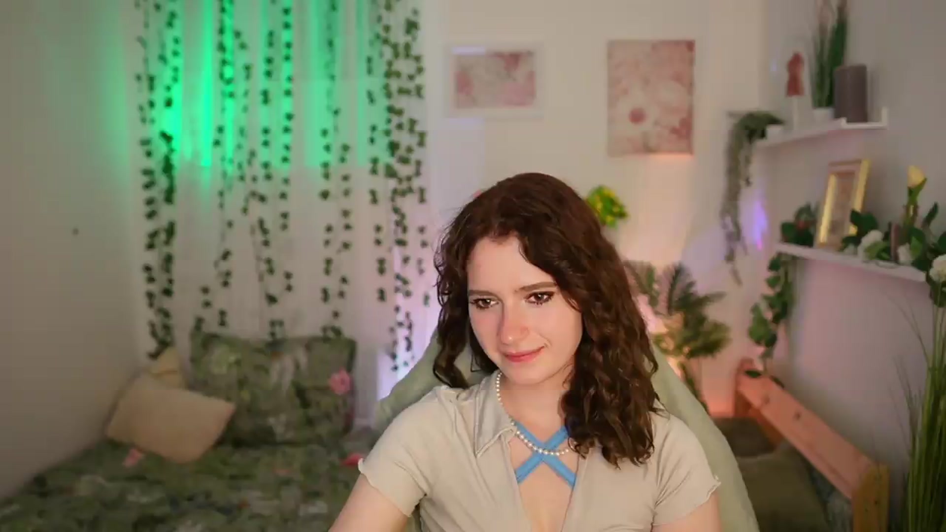 Emily_Paris18 video thumbnail