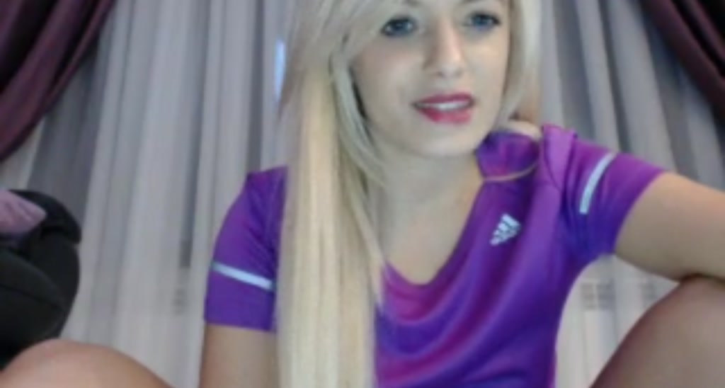 AwesomeBlonde video thumbnail