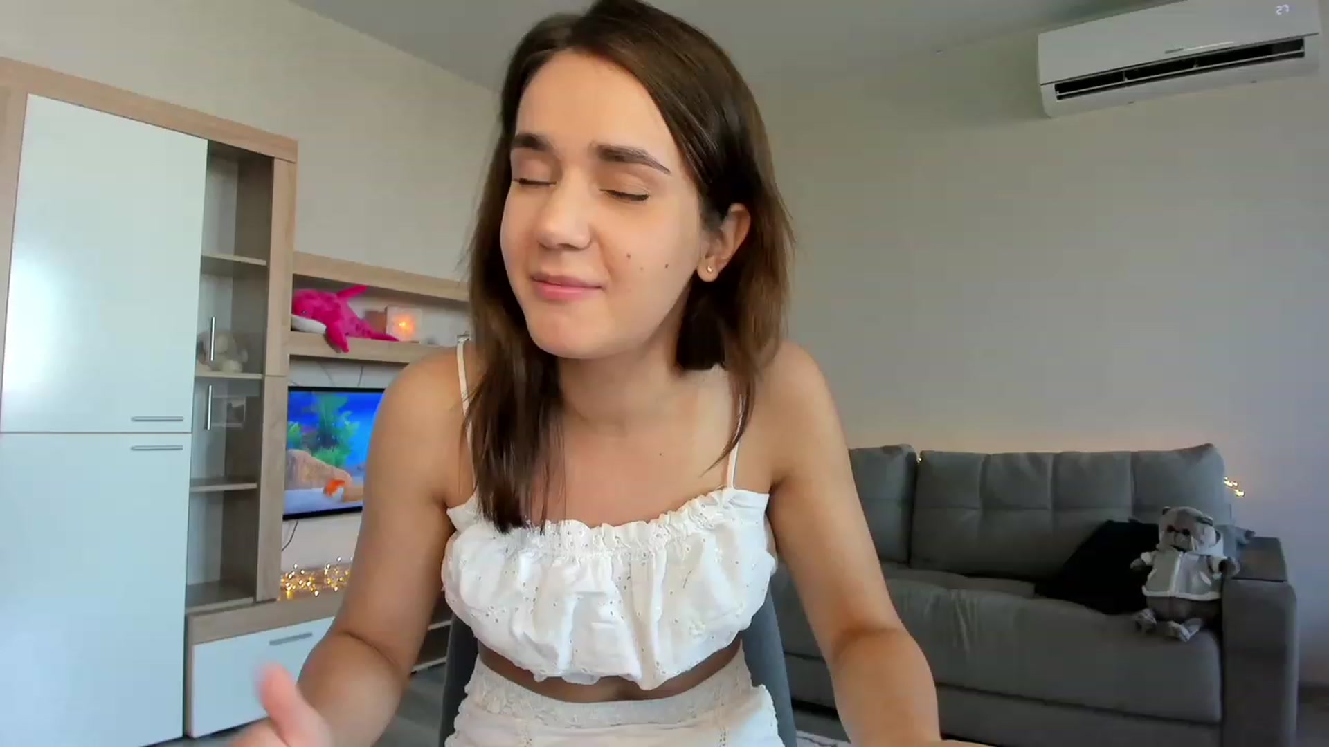 Ellies_Smile video thumbnail