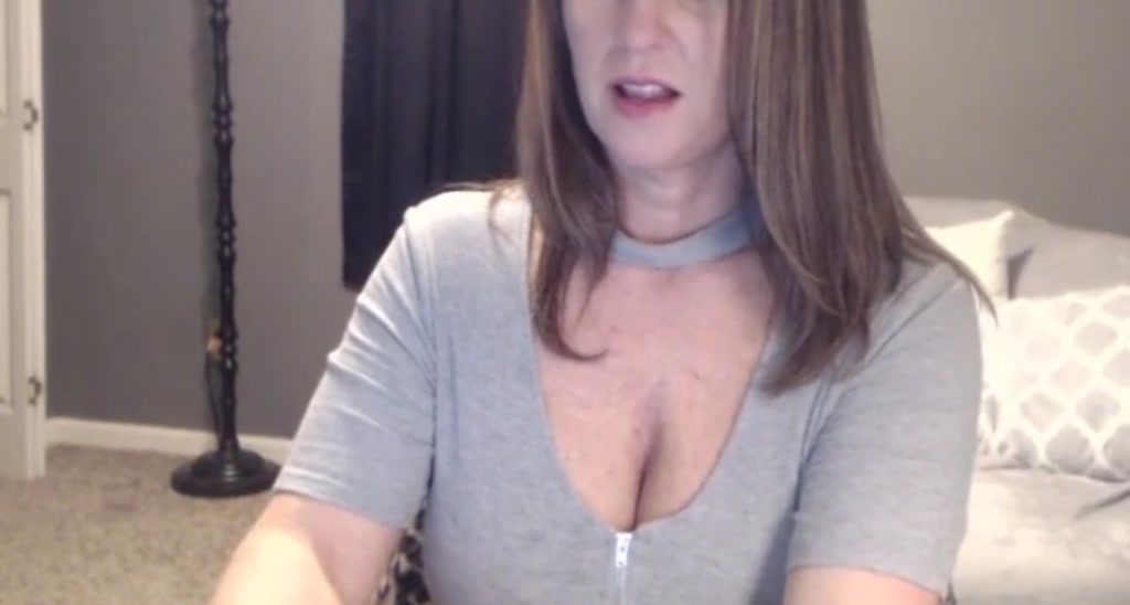 Wife_Layla video thumbnail