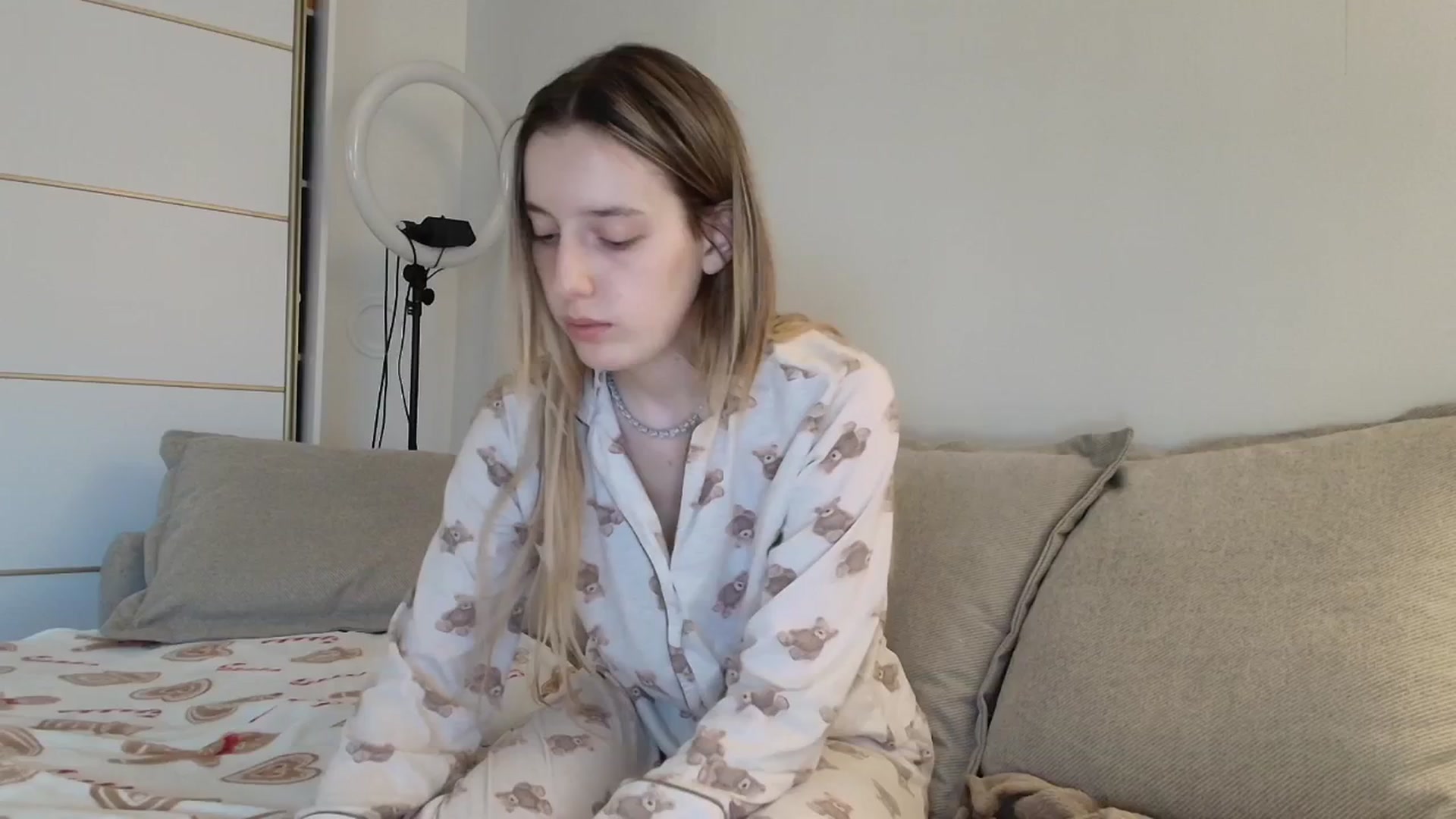 Elenaxkiss video thumbnail