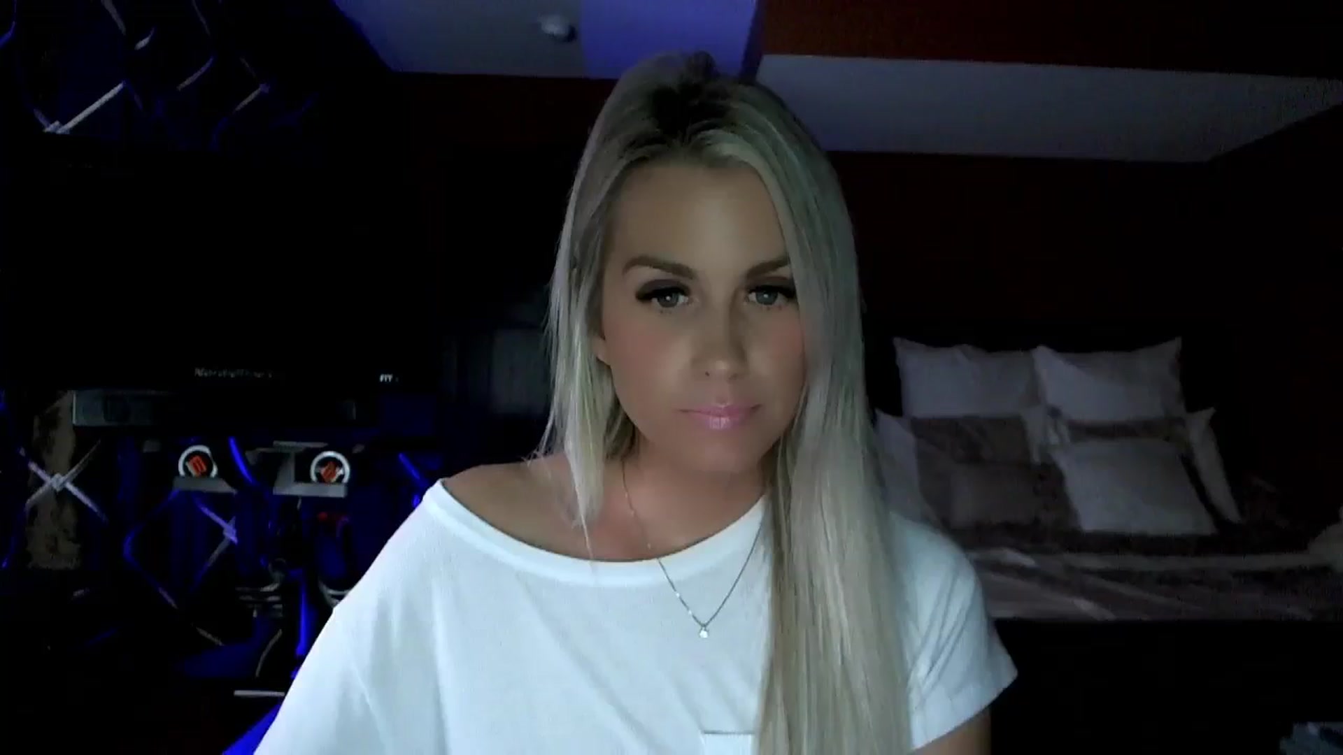 Cora9 video thumbnail