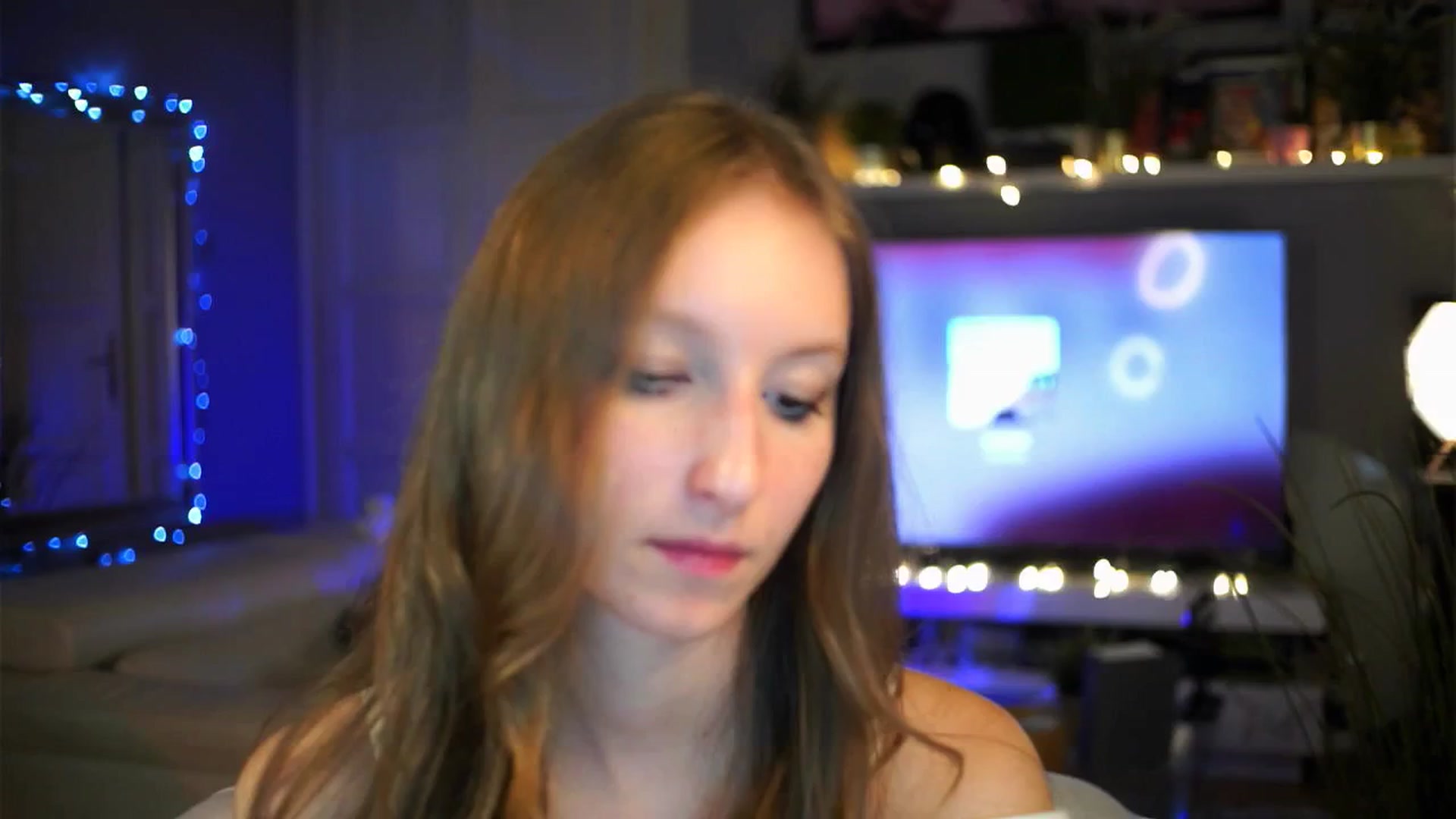 Kira9 video thumbnail