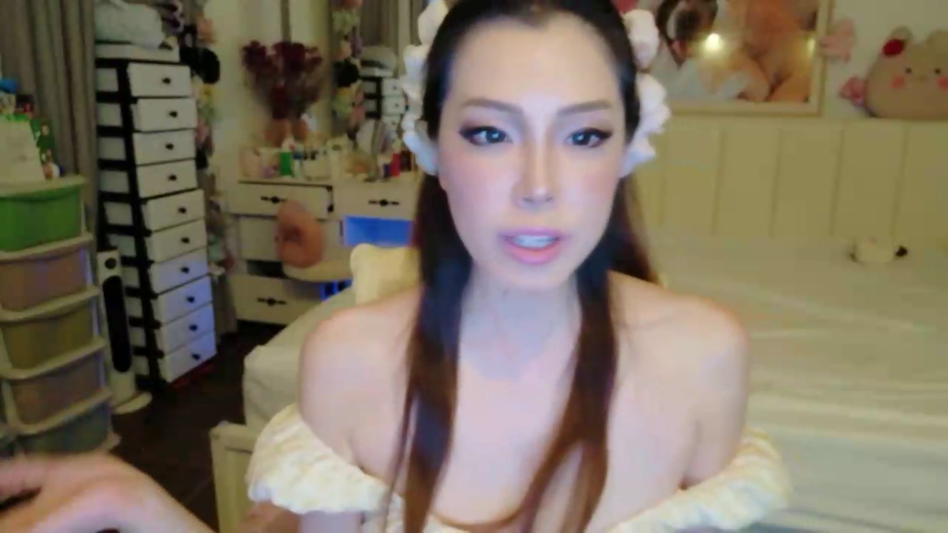 Bunni_ video thumbnail