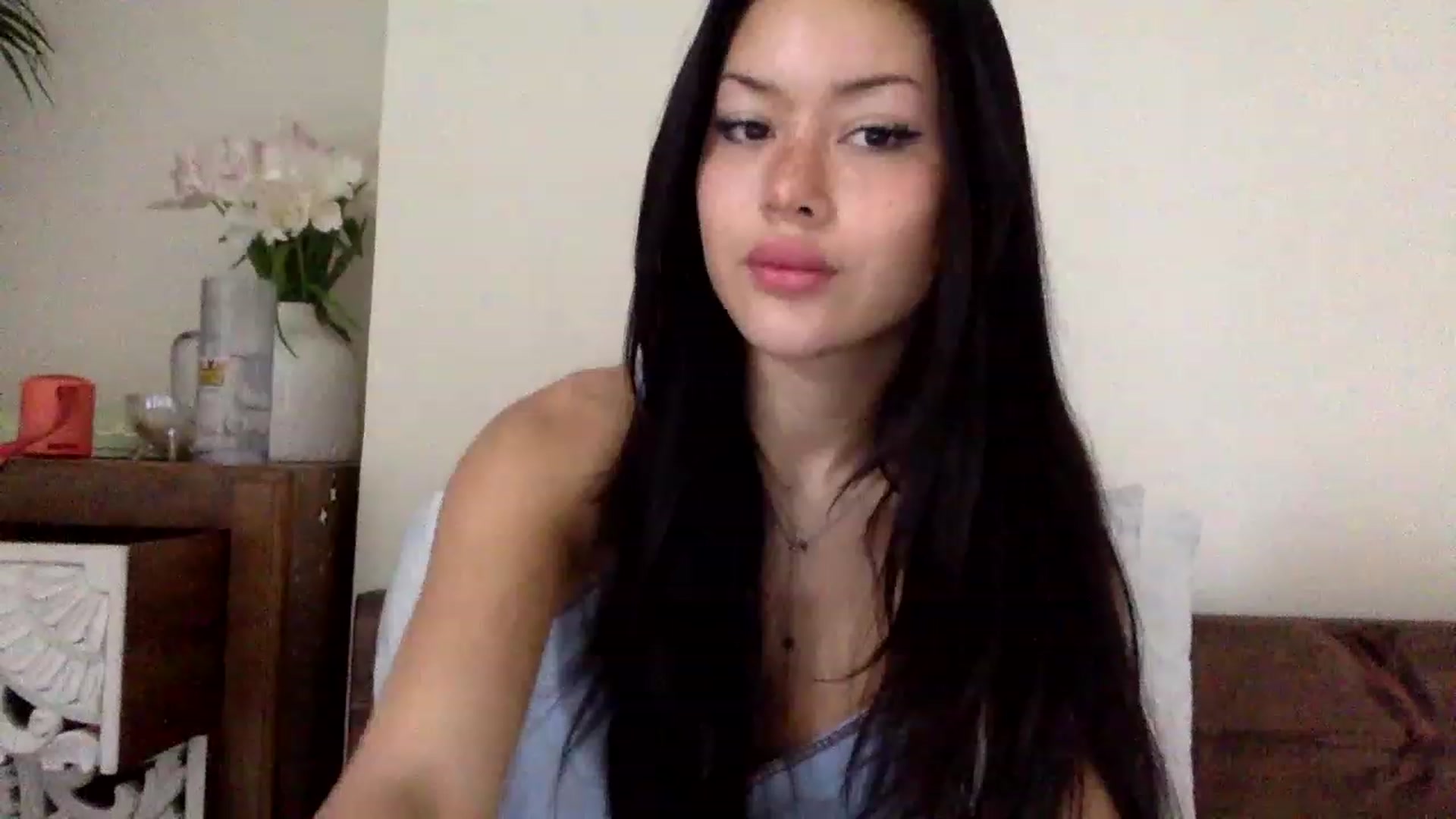 Miss_emiko video thumbnail