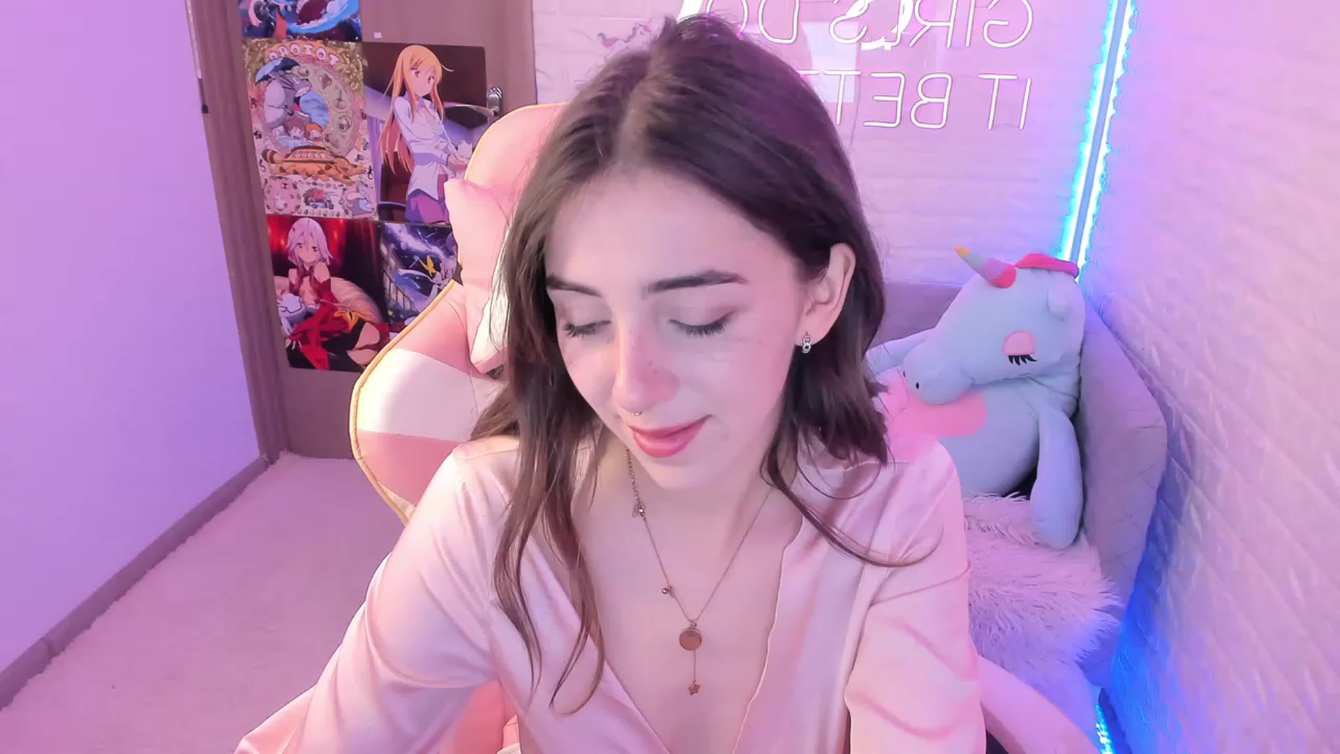 ElsaYoung video thumbnail