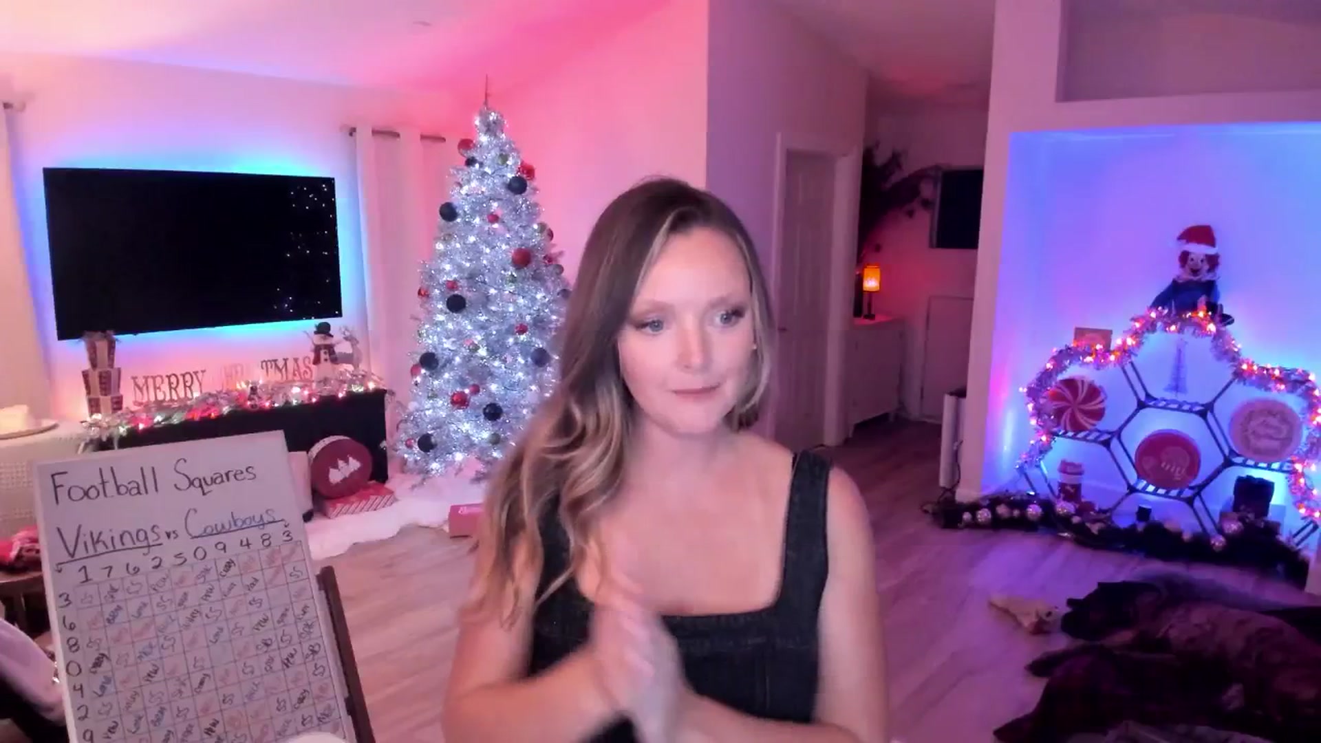 MissHotToddy video thumbnail