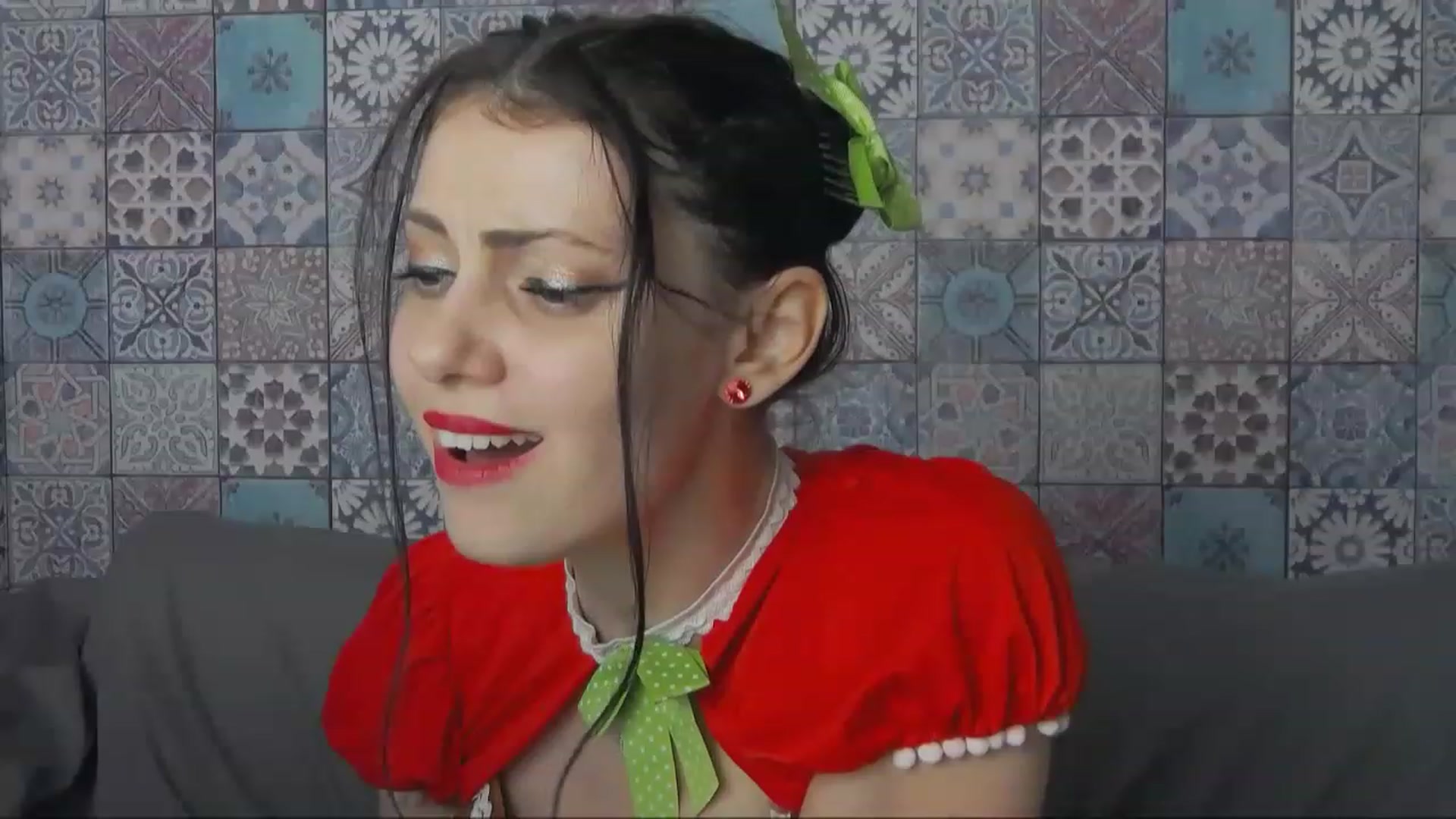 MissAracely video thumbnail