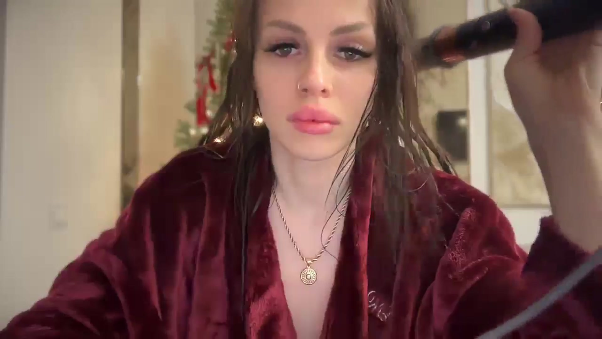 UGLYGIRL_ video thumbnail