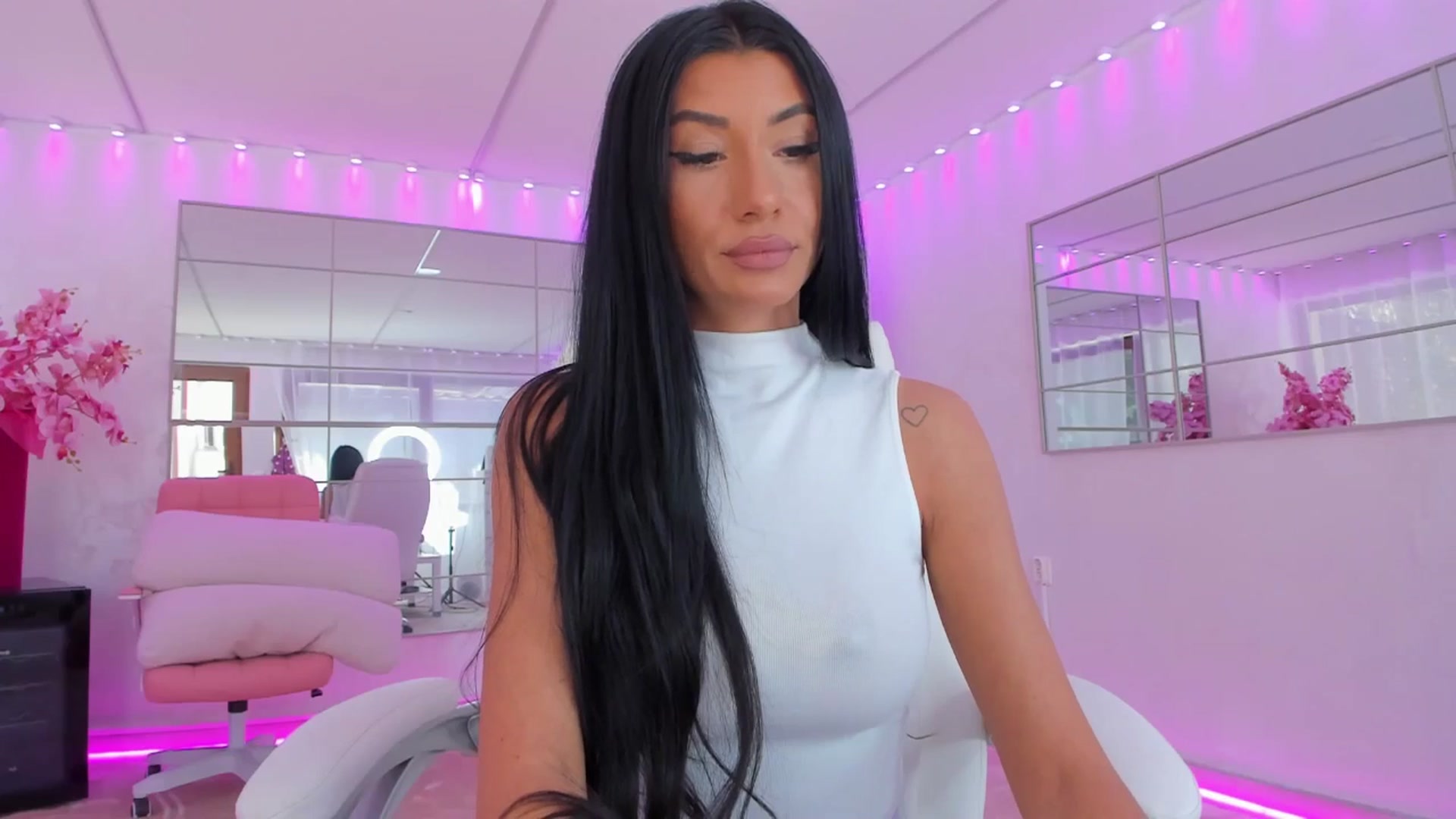 Miss_diamond_ video thumbnail