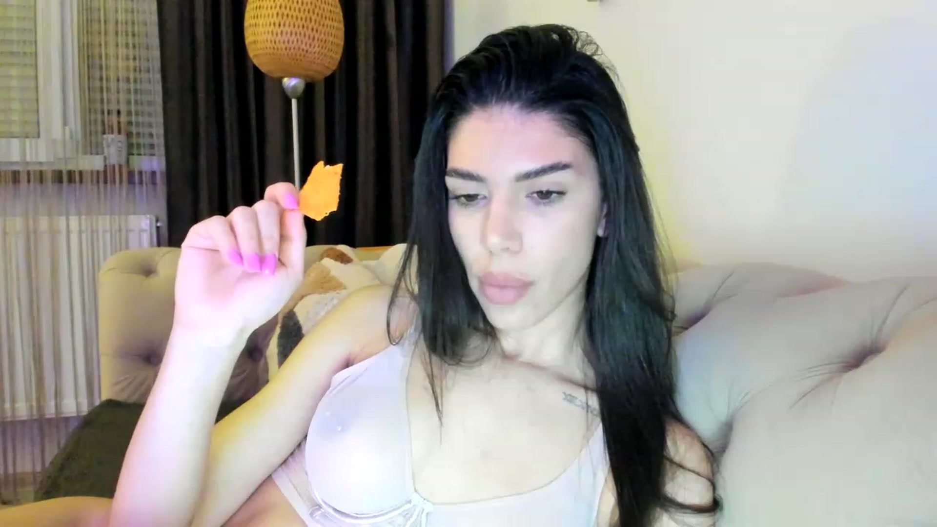 Bee_Bee video thumbnail