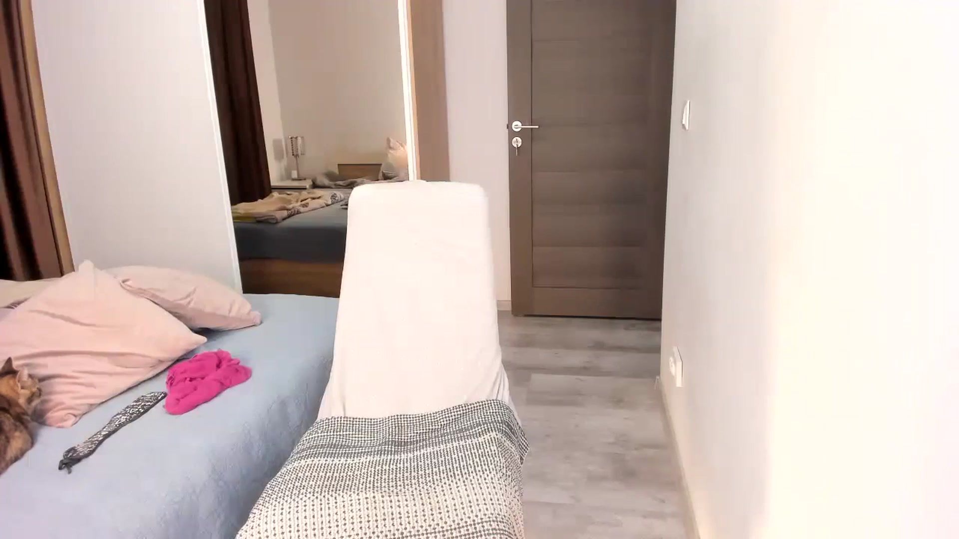 HelloAna video thumbnail