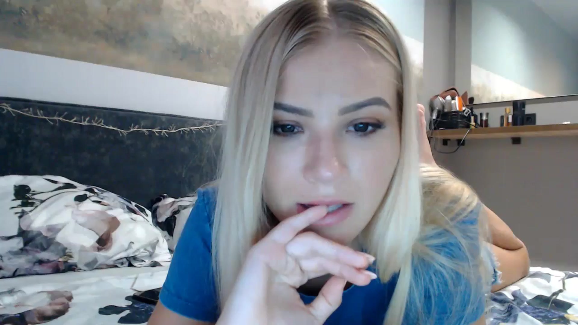 fiancee video thumbnail