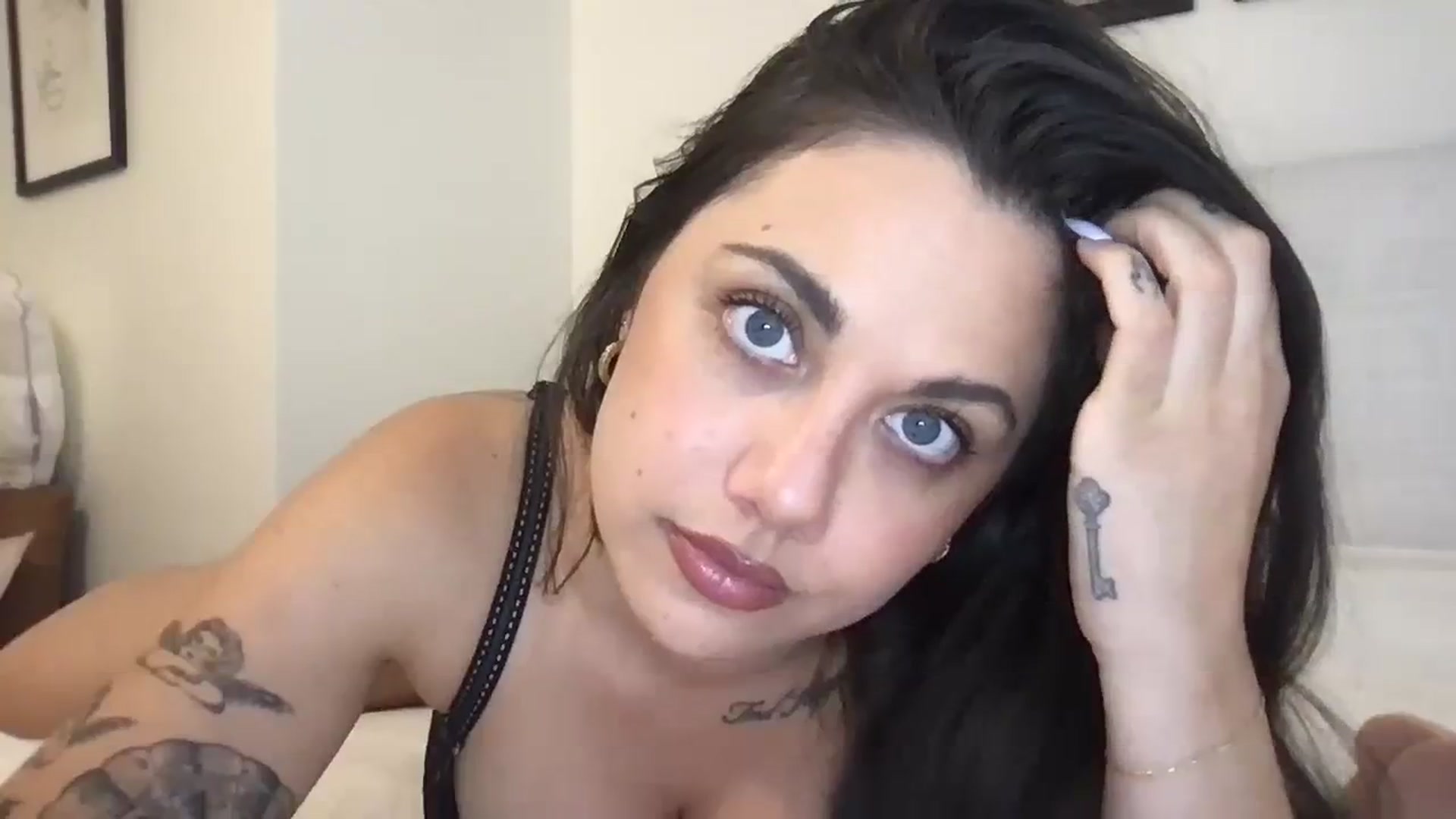 marynotvirgin video thumbnail