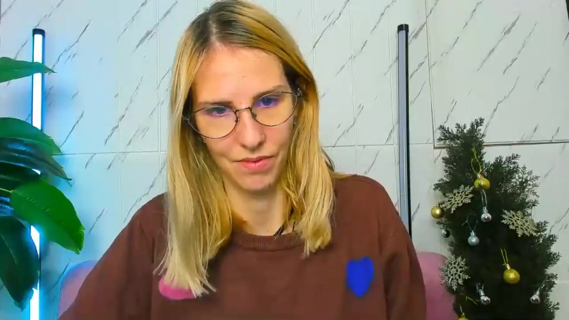 EmmaKriss video thumbnail