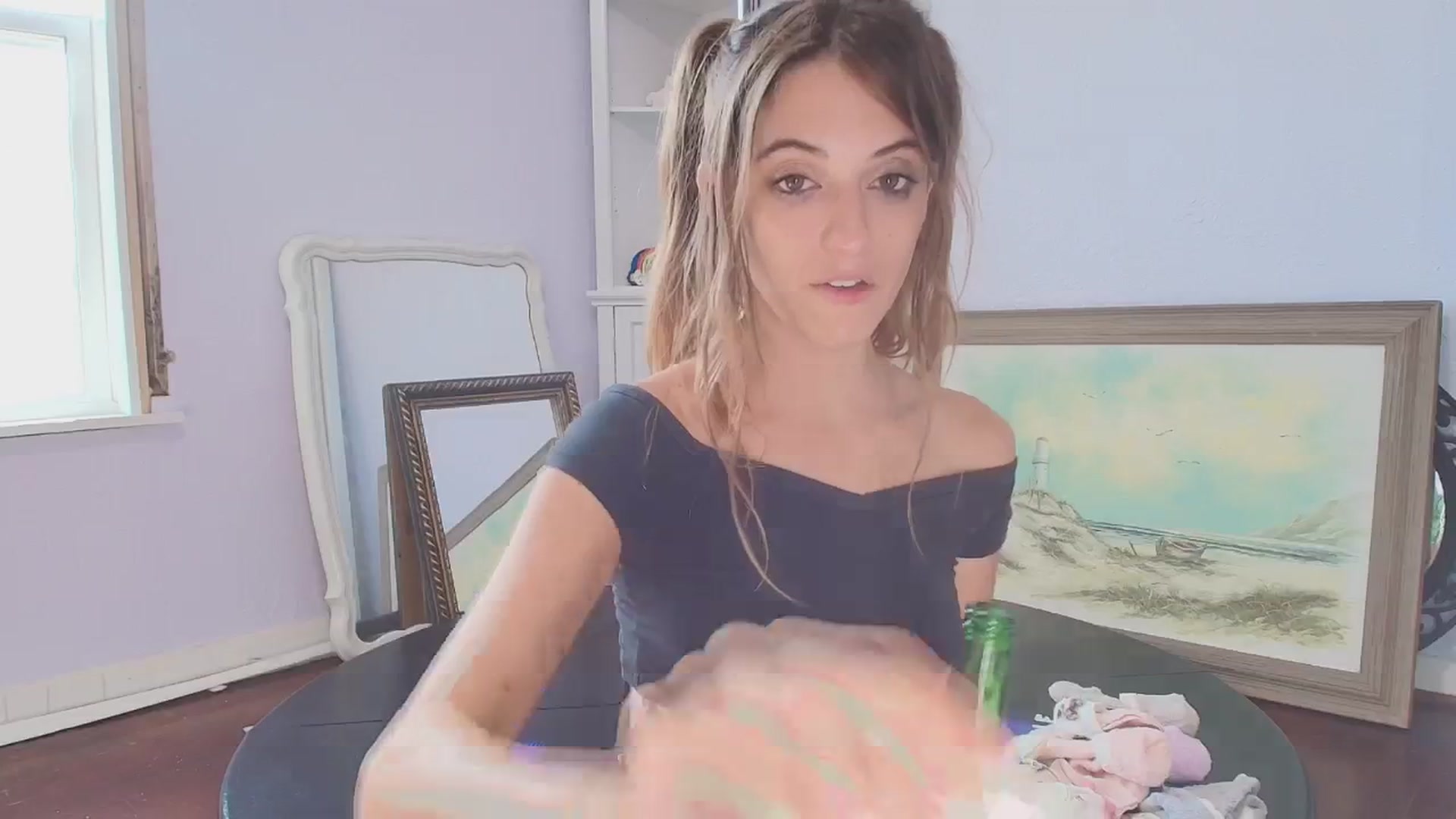 NaomiDee video thumbnail